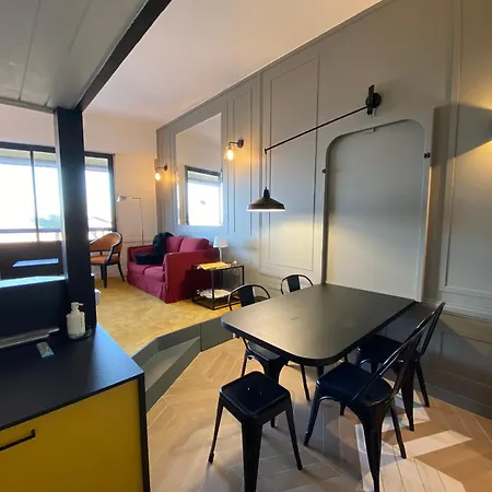 : Duplex Face Plage, Centre-ville, Wi-fi, Parking Appartement *